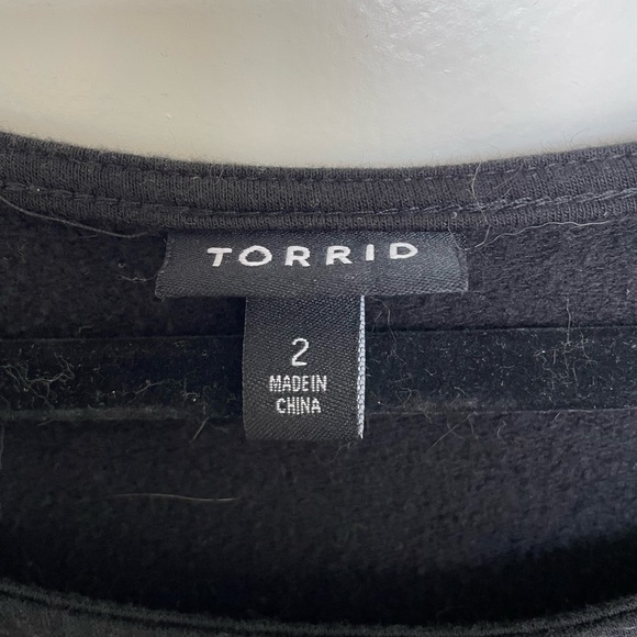 Torrid black fleece-lined dress HAS POCKETS - Picture 2 of 2